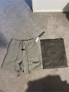 Essentials Fear of God Shorts
